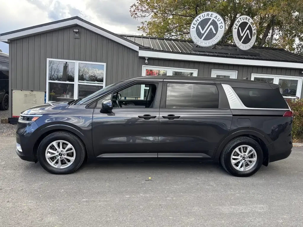 Kia Carnival 2022 photo 2