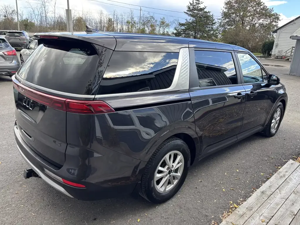 Kia Carnival 2022 photo 4