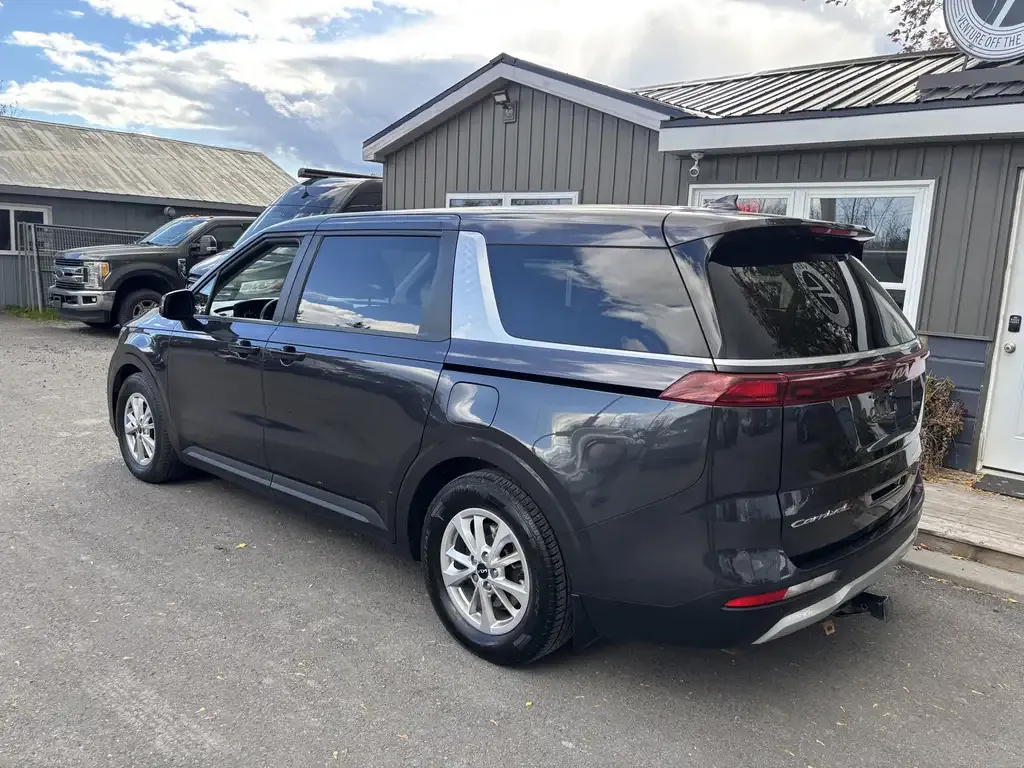 Kia Carnival 2022 photo 3