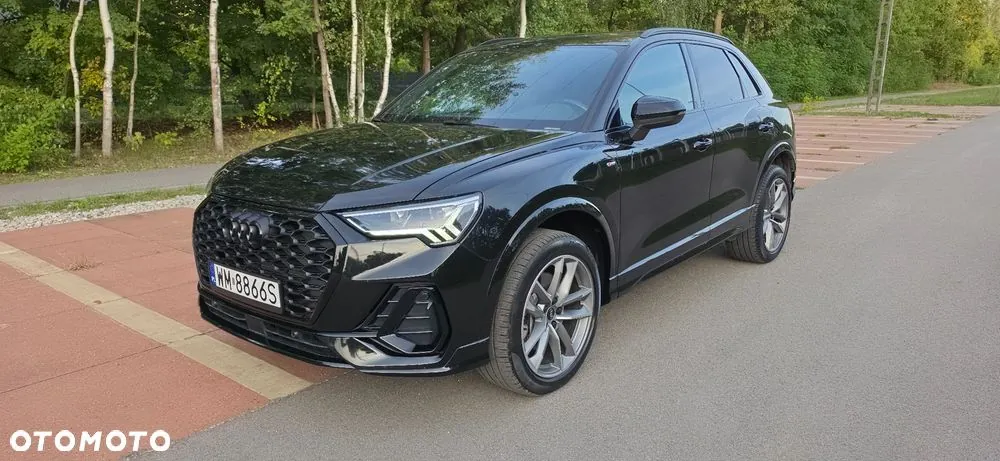 Audi Q3 2022 photo 2