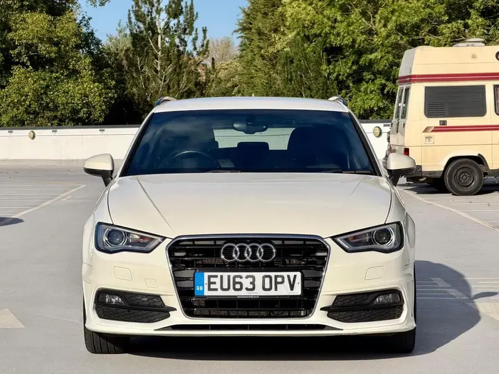 Audi A3 2014 photo 2