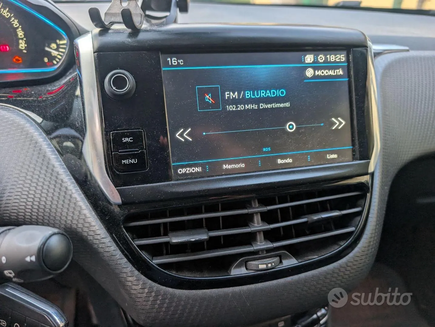 Peugeot 2008 2019 photo 3