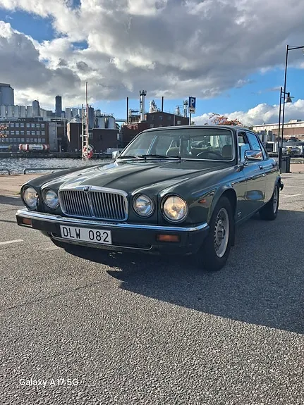 Jaguar Xj