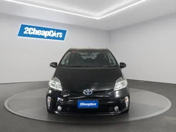 Toyota Prius 2015 photo 3