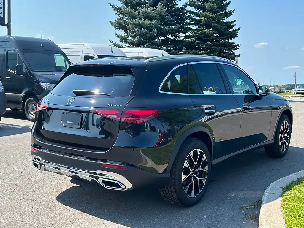 Mercedes-Benz Glc 2027 photo 5