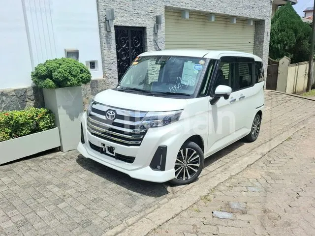 Toyota Roomy 2025 photo 2