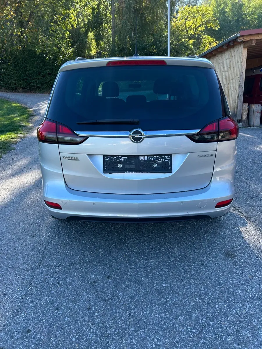 Opel Zafira Tourer 2014 photo 2