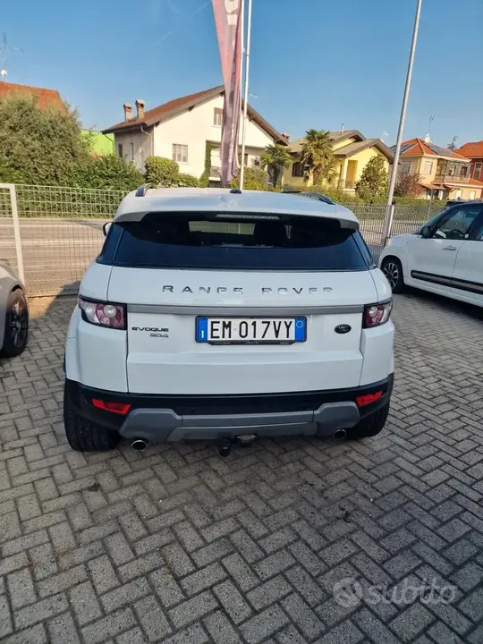 Land Rover Range Rover Evoque 2012 photo 3