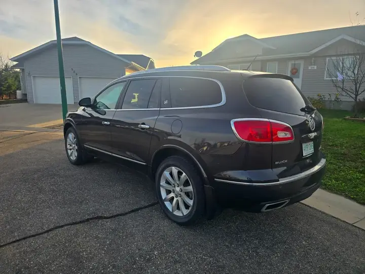 Buick Enclave 2015 photo 3