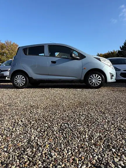 Chevrolet Spark 2011 photo 3