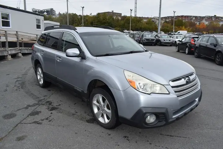 Subaru Outback 2012 photo 5