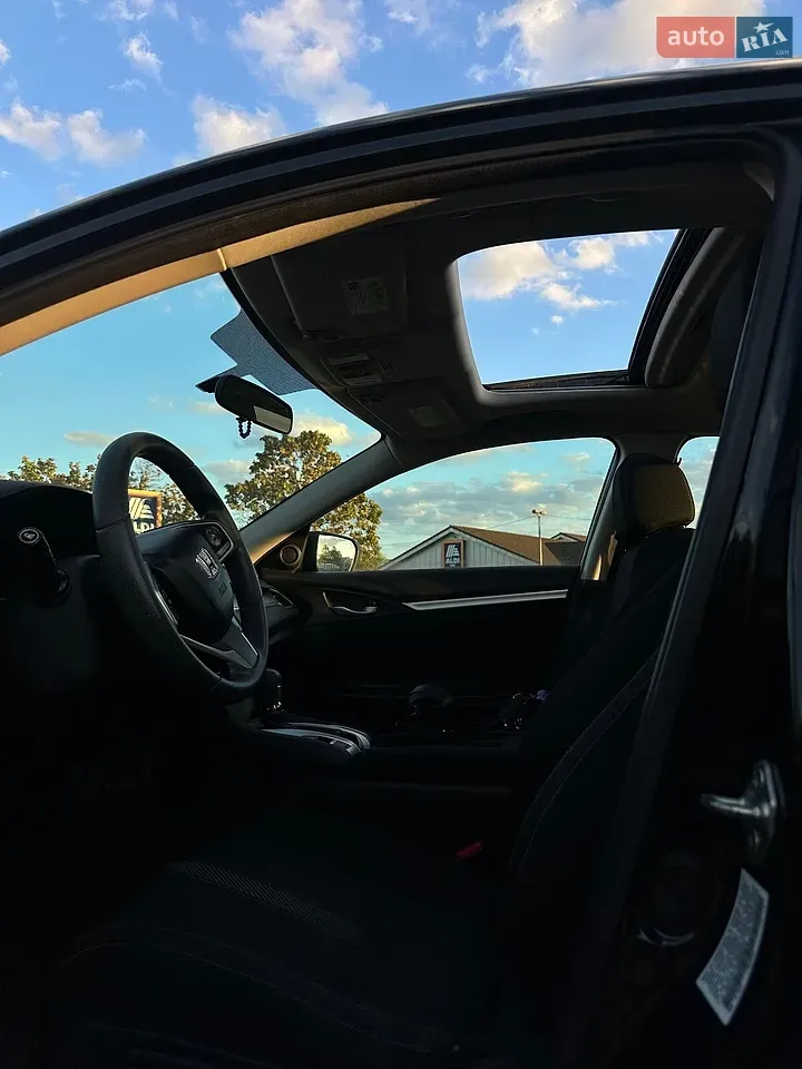Honda Civic 2017 photo 4