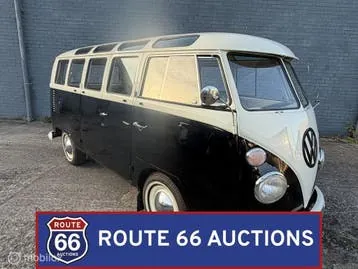 Volkswagen Type 2 Deluxe Microbus