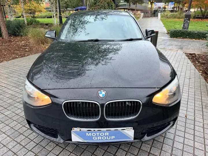 BMW 1 Series 2012 photo 2