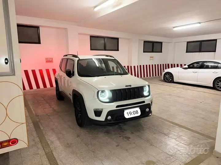 Jeep Renegade 2022 photo 2