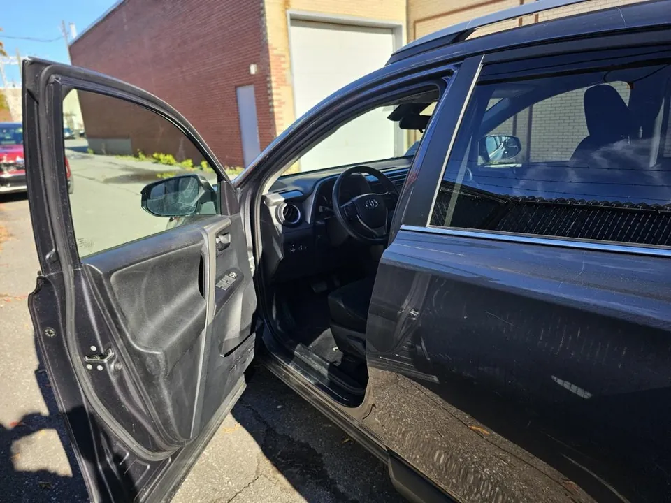 Toyota Rav4 2018 photo 2