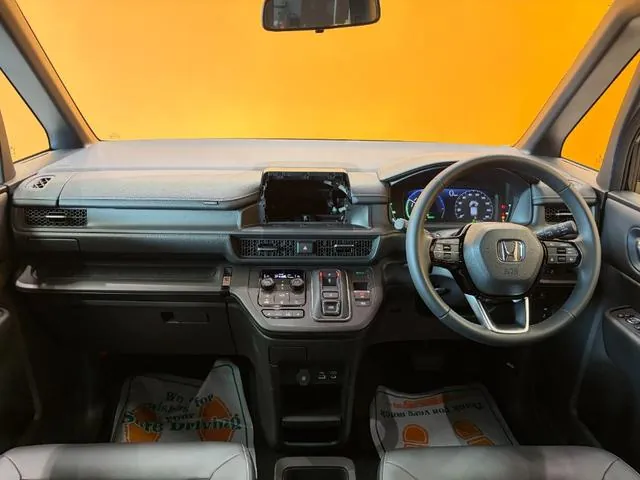 Honda Stepwagon 2026 photo 2
