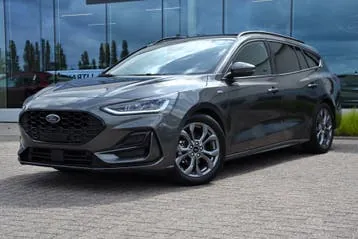 Ford Focus 2024 photo 2