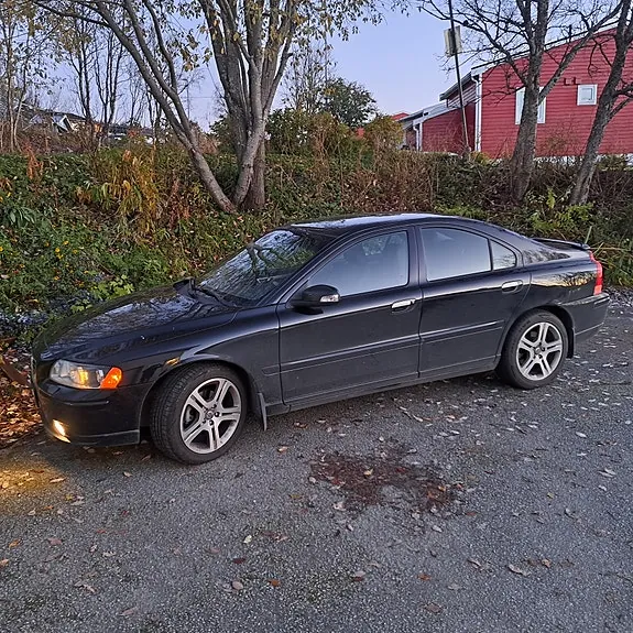 Volvo S60 2008 photo 4