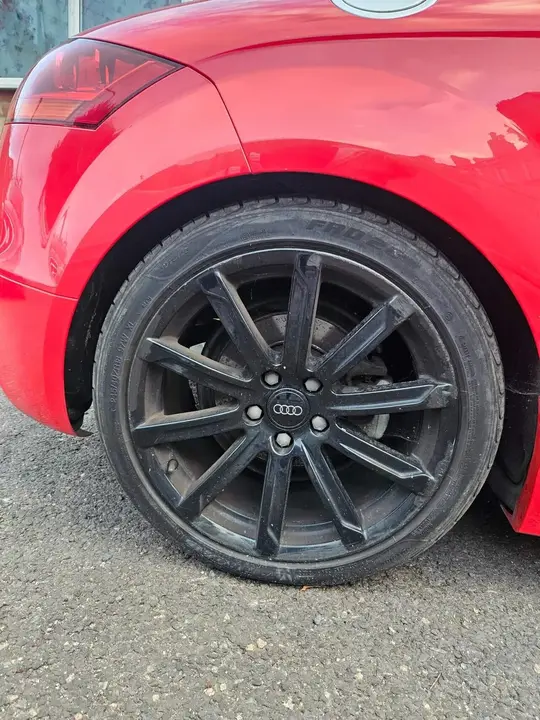 Audi Tt 2011 photo 5