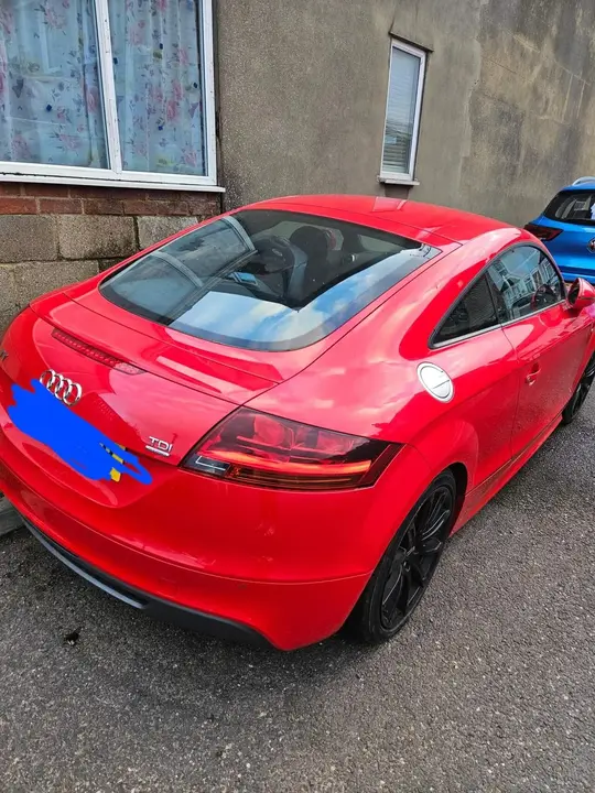 Audi Tt 2011 photo 2