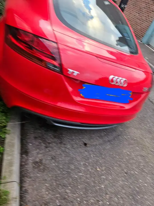 Audi Tt 2011 photo 4