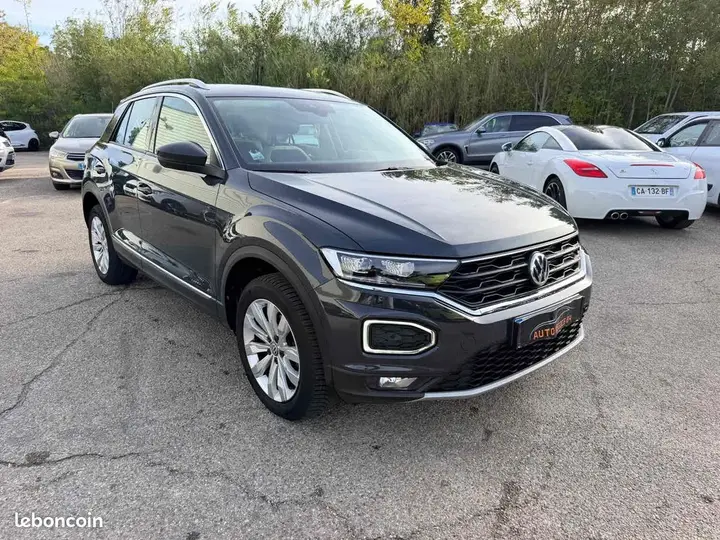 Volkswagen T-Roc 2020 photo 3