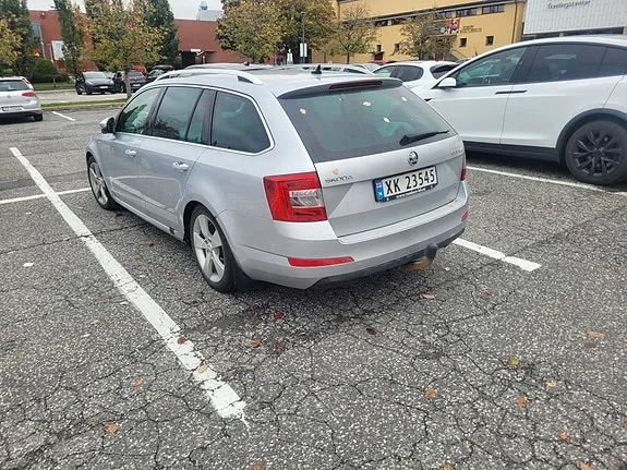 Skoda Octavia 2014 photo 4