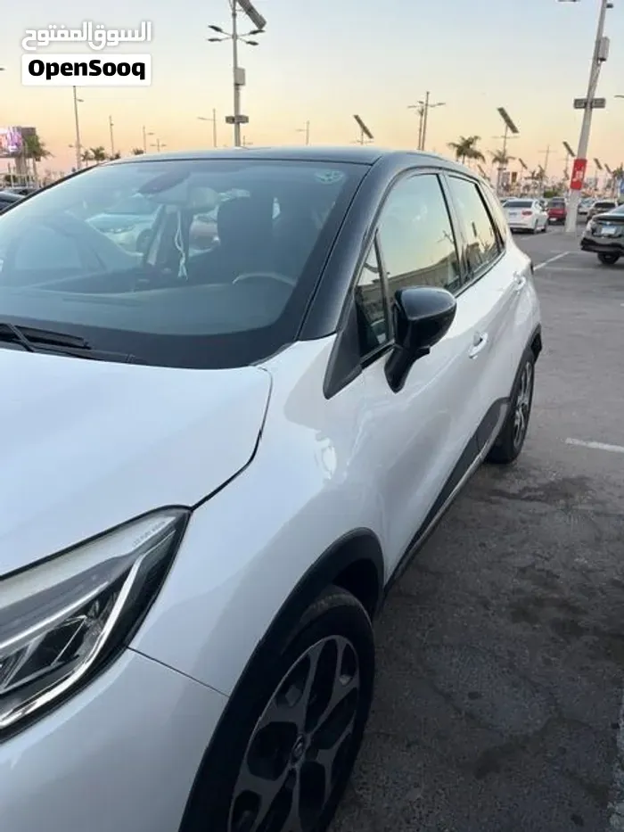 Renault Captur 2019 photo 2