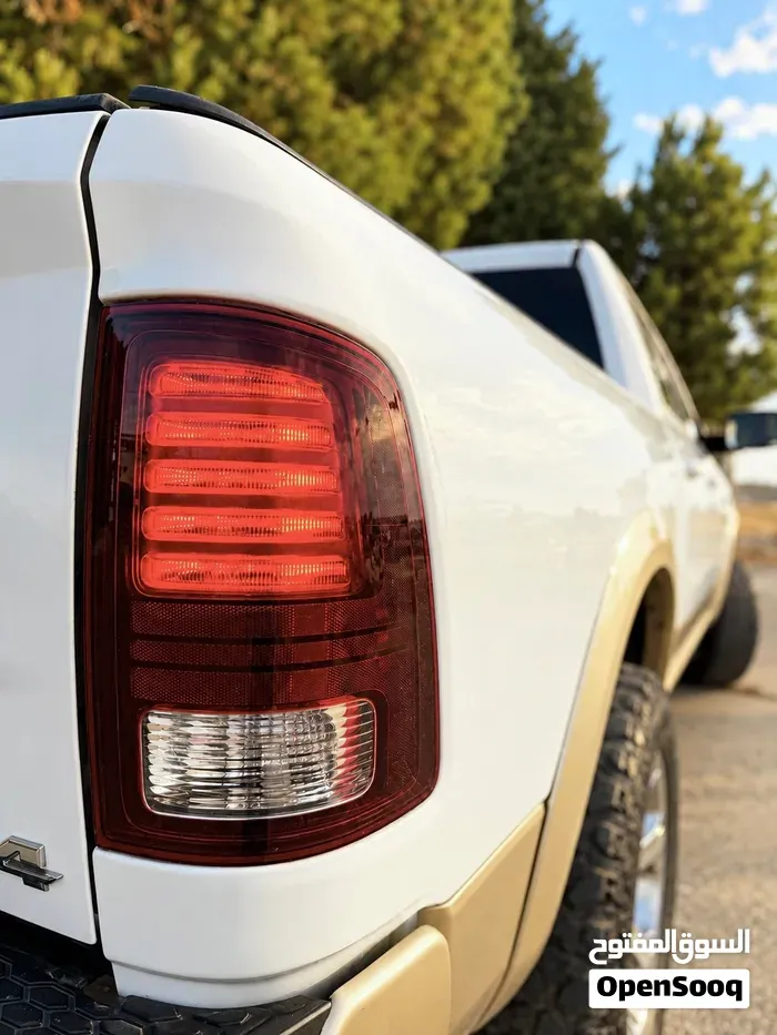Dodge Ram Laramie 2011 photo 3