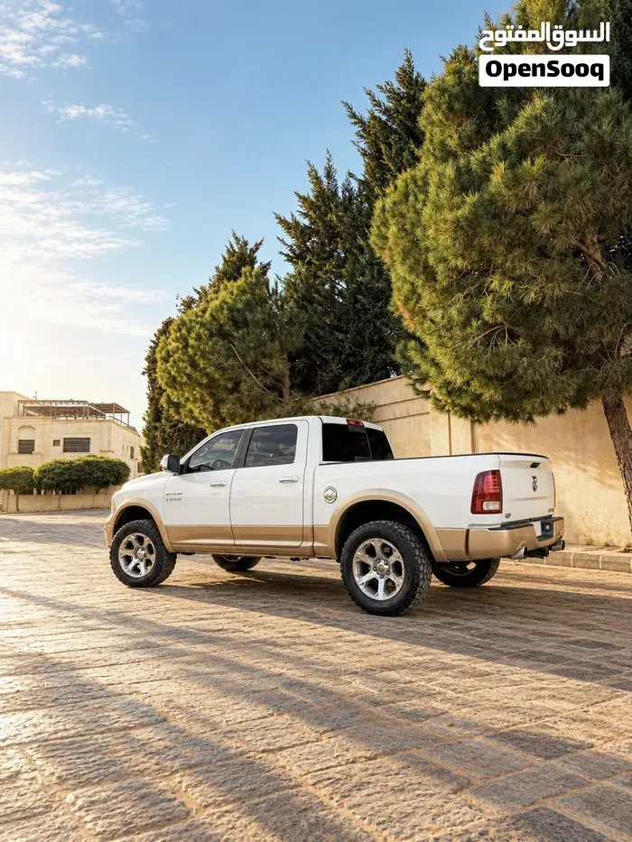 Dodge Ram Laramie