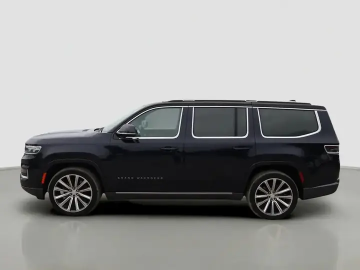 Jeep Grand Wagoneer 2022 photo 2