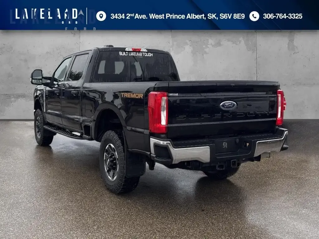 Ford F 250 2023 photo 4