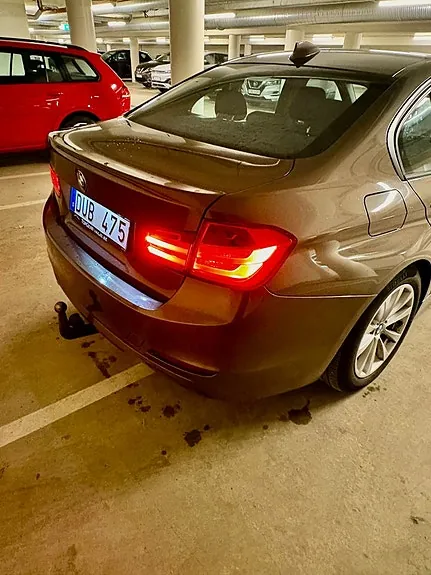 BMW 318D 2012 photo 5