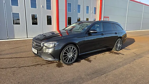 Mercedes-Benz E300 De