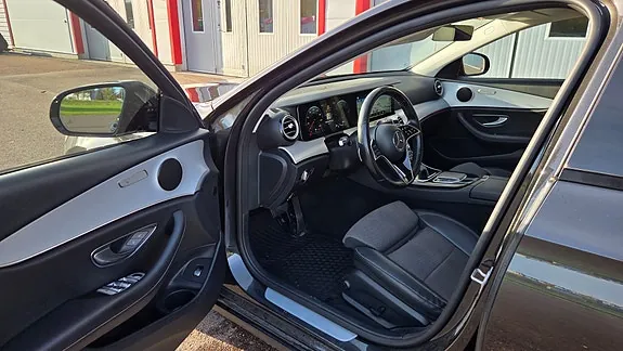 Mercedes-Benz E300 De 2021 photo 5