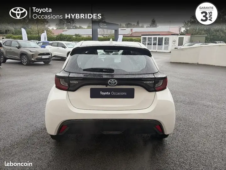 Toyota Yaris 2022 photo 4