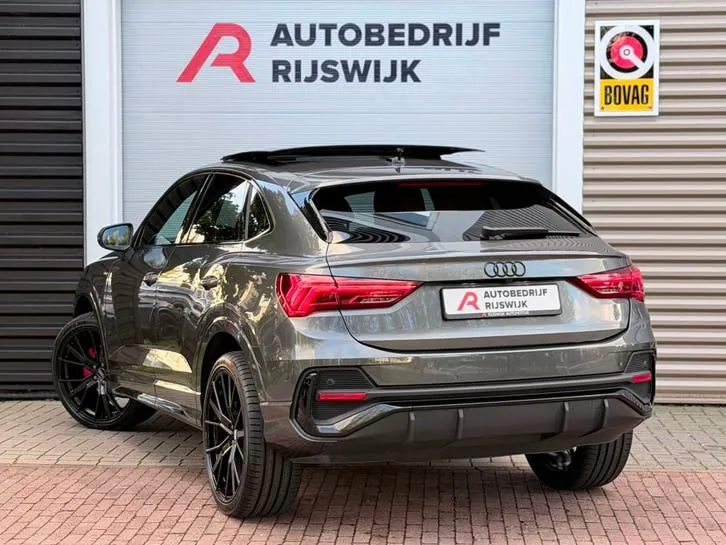 Audi Q3 2024 photo 3