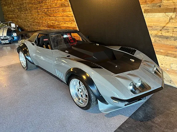 Chevrolet Corvette 1968 photo 3