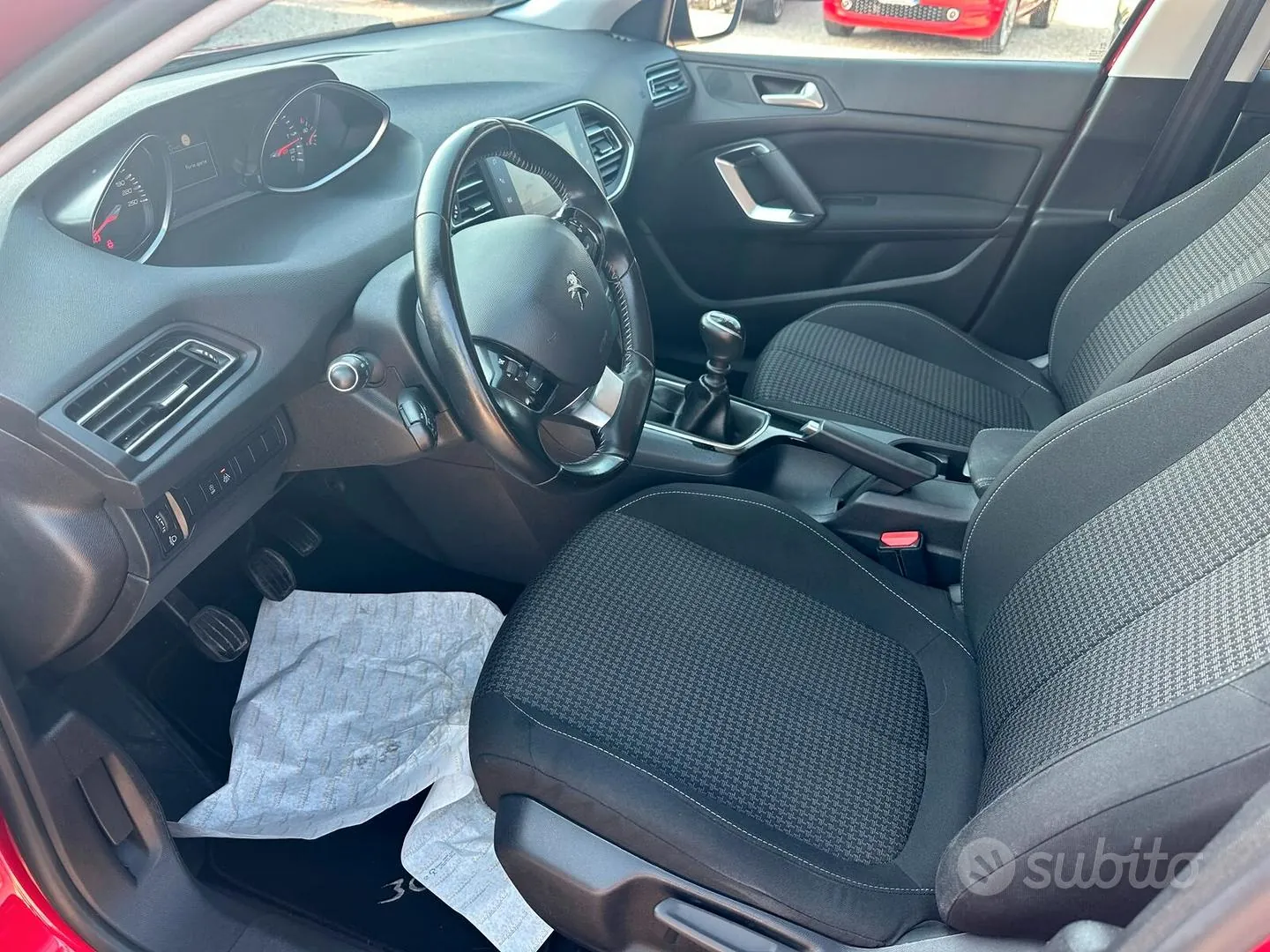 Peugeot 308 2019 photo 5