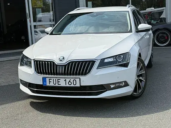 Skoda Superb 2017 photo 2