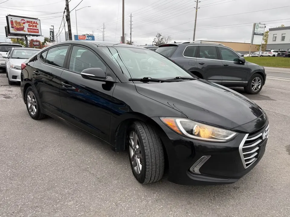 Hyundai Elantra 2018 photo 3