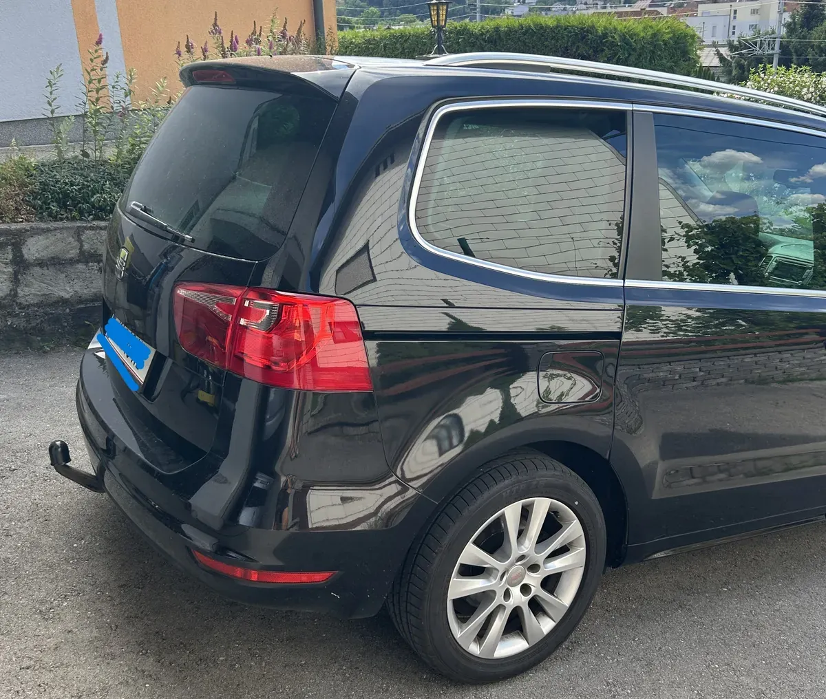Seat Alhambra 2010 photo 3