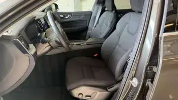 Volvo Xc60 2022 photo 2