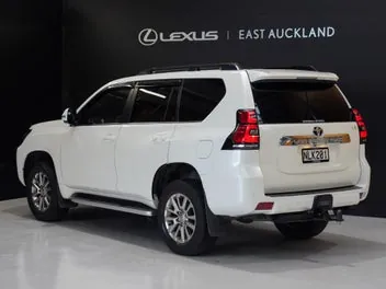 Toyota Land Cruiser Prado 2021 photo 3