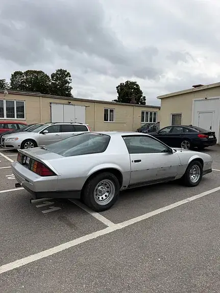 Chevrolet Camaro 1985 photo 3