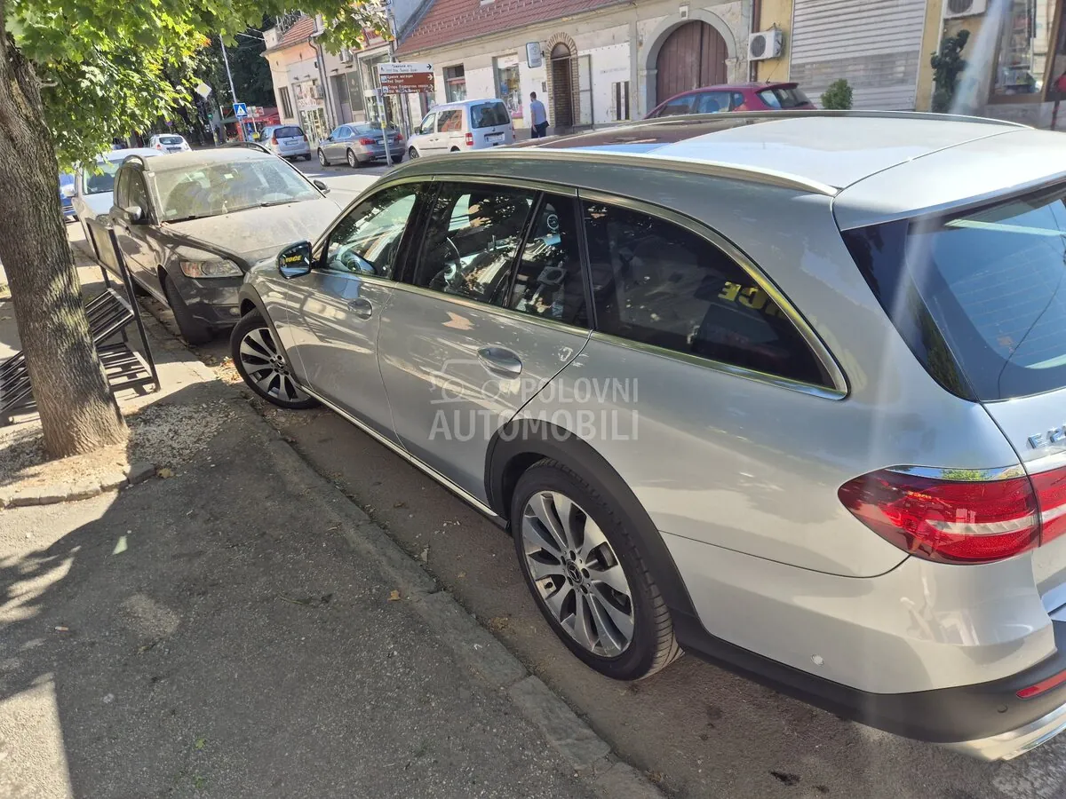 Mercedes-Benz E 220 2017 photo 5