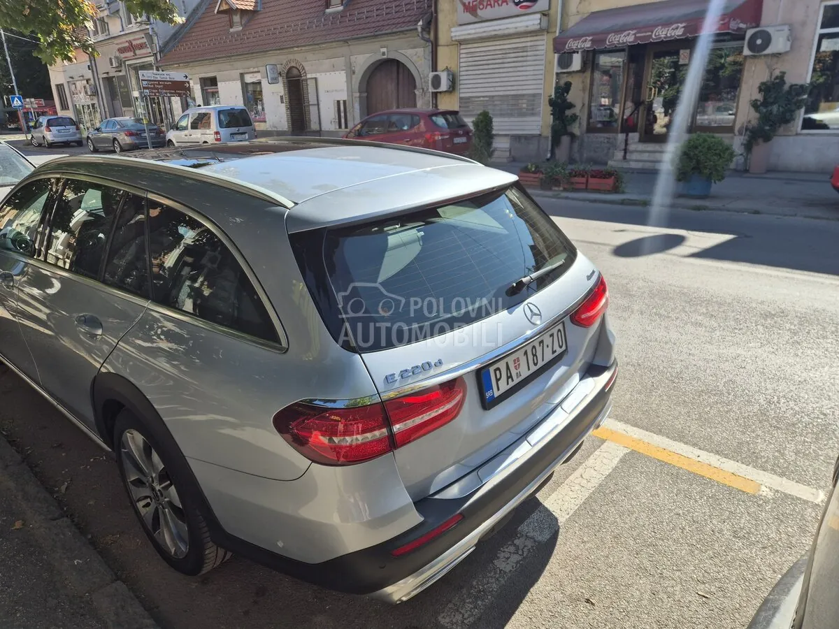 Mercedes-Benz E 220 2017 photo 3