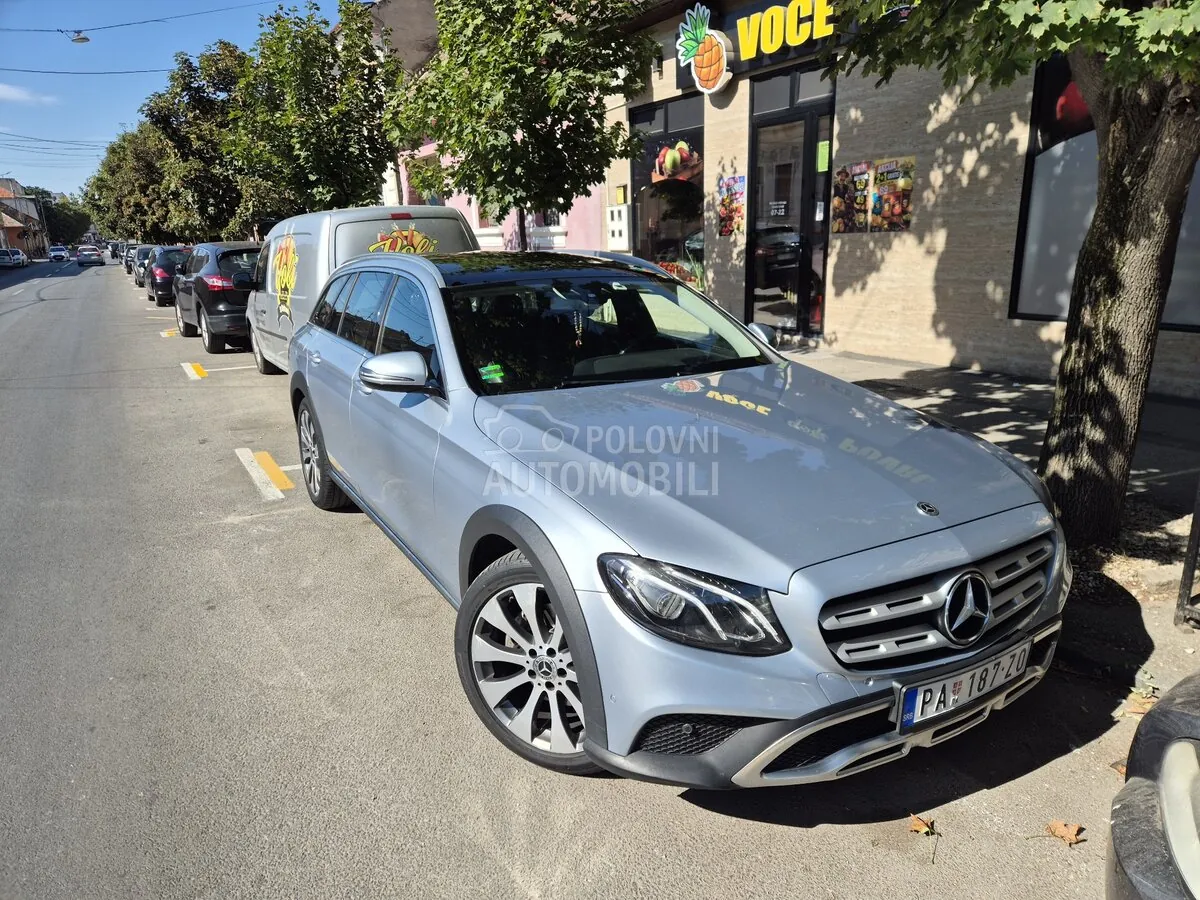 Mercedes-Benz E 220