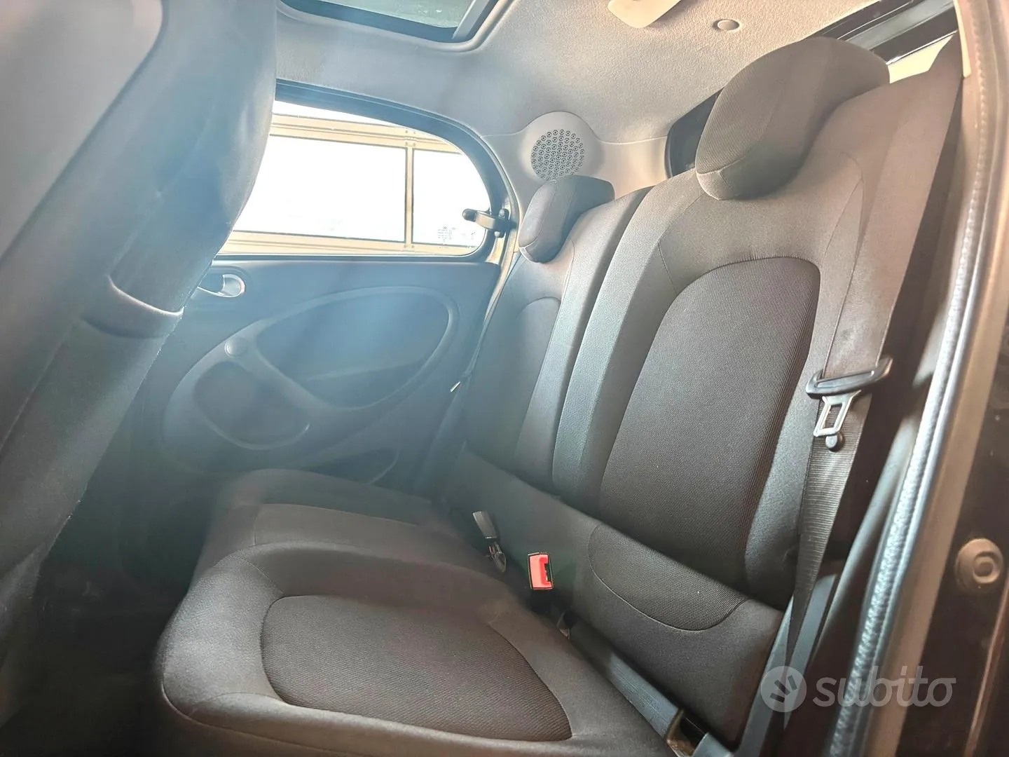 Smart Forfour 2018 photo 5